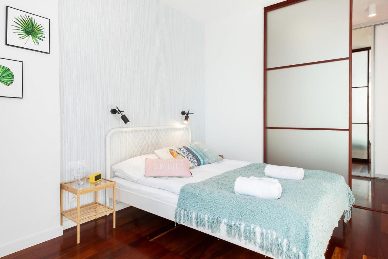 Apartments Warsaw Zelazna By Noclegi Renters Bagian luar foto