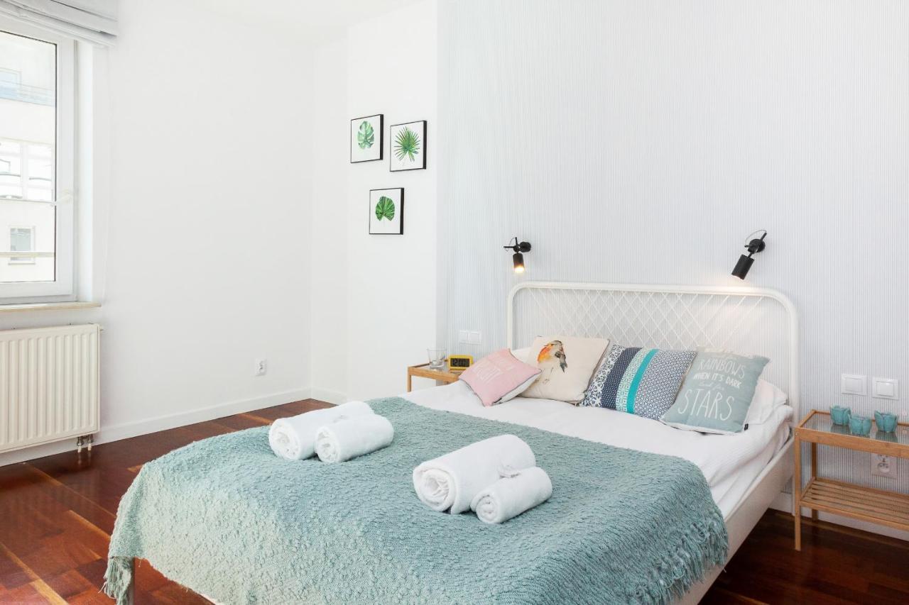 Apartments Warsaw Zelazna By Noclegi Renters Bagian luar foto